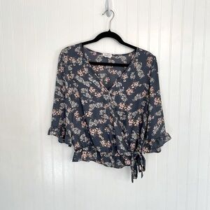 Sienna Sky blue floral ruffle blouse - M